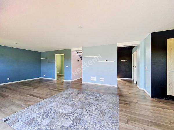 A vendre - Maison contemporaine avec 5 chambres, sur un terrain de plus de 700m2 au Lion d'Angers
