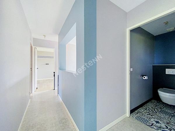 A vendre - Maison contemporaine avec 5 chambres, sur un terrain de plus de 700m2 au Lion d'Angers