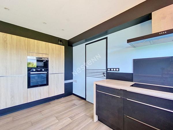 A vendre - Maison contemporaine avec 5 chambres, sur un terrain de plus de 700m2 au Lion d'Angers