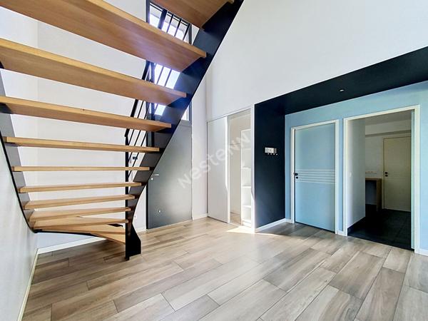 A vendre - Maison contemporaine avec 5 chambres, sur un terrain de plus de 700m2 au Lion d'Angers