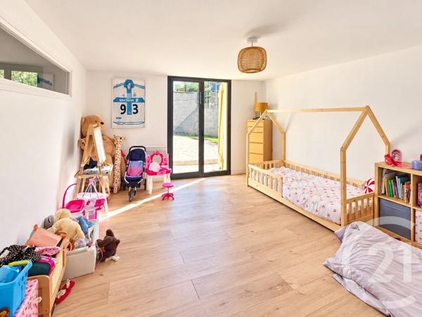 Appartement F4 à vendre  4 pièces - 136,08 m 2   ALLAUCH  - 13