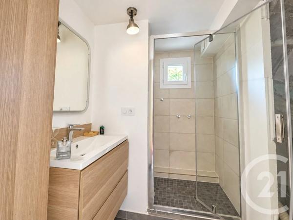 Appartement F4 à vendre  4 pièces - 136,08 m 2   ALLAUCH  - 13