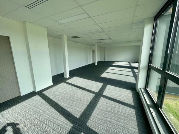 Bureaux à louer à SAINT MARTIN DU VIVIER 76160