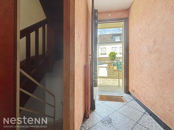 QUIMPERLÉ, maison familiale 166m², combles aménageables, garage