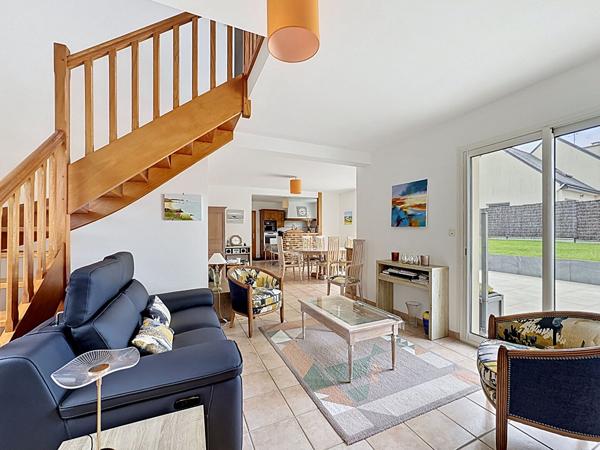 A vendre Maison 4 chambre plus un bureau à Yffiniac!