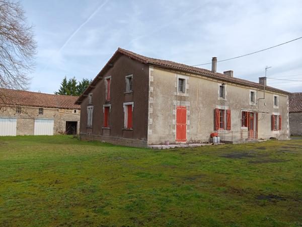 Maison à vendre à Vanzay (79120) - Deux-Sèvres