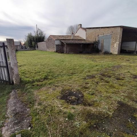 Maison à vendre à Vanzay (79120) - Deux-Sèvres