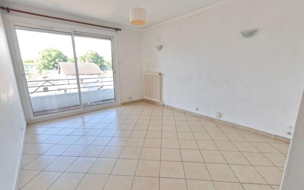 Appartement à louer    3 pièces • 58,09 m2 Saint-Martin-d'Hères