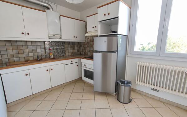 Appartement à louer    3 pièces • 58,09 m2 Saint-Martin-d'Hères
