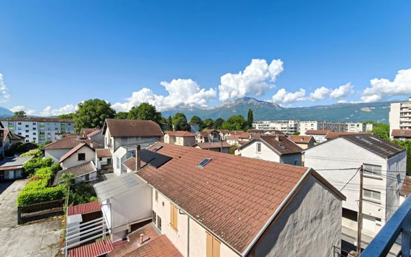 Appartement à louer    3 pièces • 58,09 m2 Saint-Martin-d'Hères