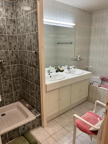 Achat - Appartement Vannes 56000 5 pièces 104 m 2 3002 m 2