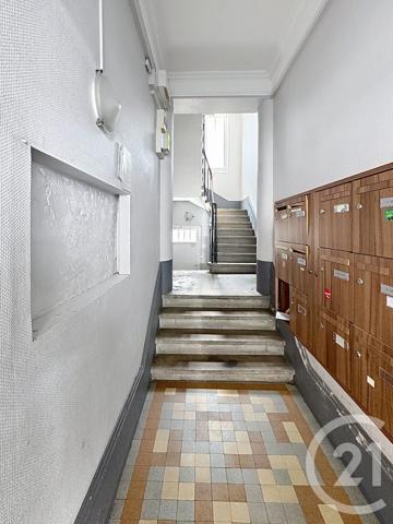 Appartement F2 à vendre  2 pièces - 47,01 m 2   LYON  - 69008
