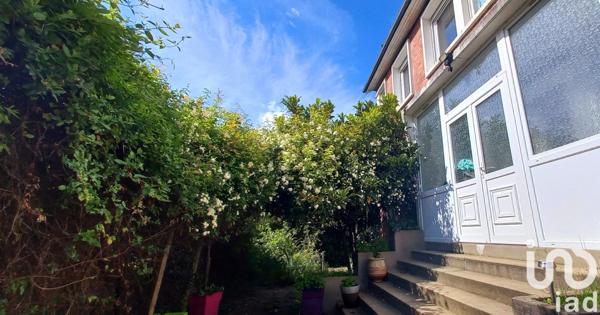 Demeure 9 pièces de 270 m² à Sotteville-lès-Rouen (76300)