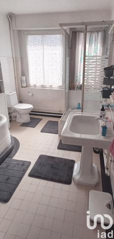 Demeure 9 pièces de 270 m² à Sotteville-lès-Rouen (76300)