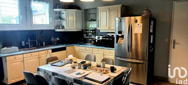 Demeure 9 pièces de 270 m² à Sotteville-lès-Rouen (76300)