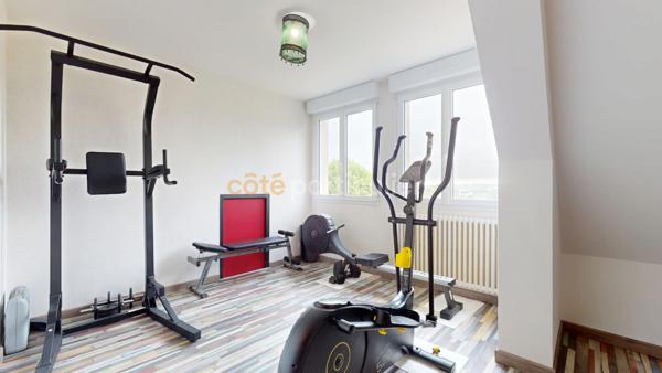 Vente
                Maison157 m² - 7 Pièces -
                    COUTANCES (50200)