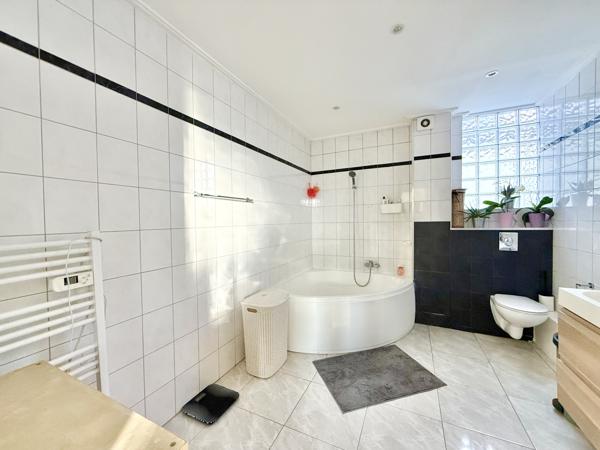 Maison 4 pièces - 149 m² Exclusivité efficity