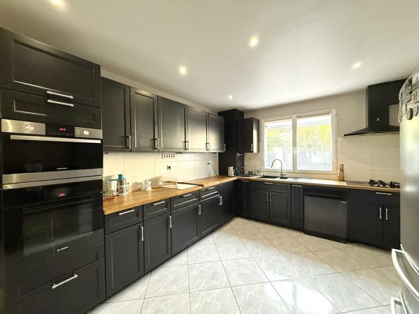 Maison 4 pièces - 149 m² Exclusivité efficity