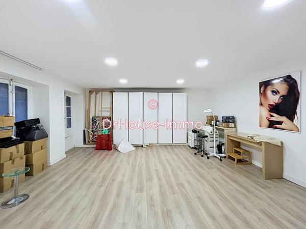 Commerce à louer 4 pièces de 122 m²