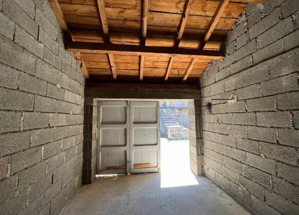 Appartement à louer    4 pièces •  Mende