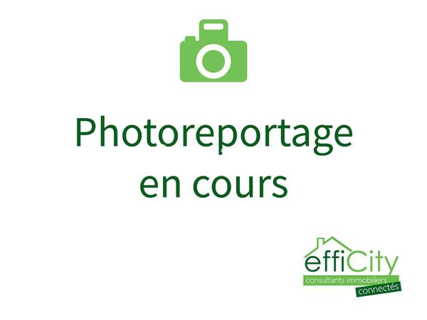 Local Commercial
         10 pièces
        - 273 m² Exclusivité 249 900 € *