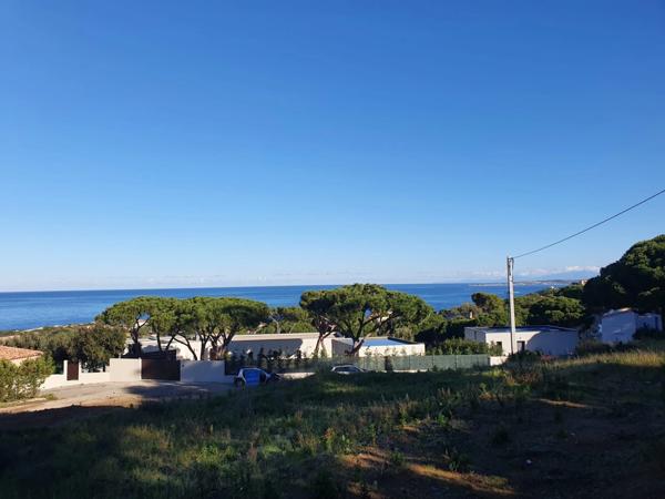 À vendre : Terrain avec vue mer exceptionnelle à Calvi, Haute-Corse