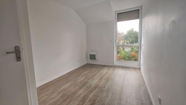 ST ERBLON - Magnifique appartement type 4 récent avec balcon !