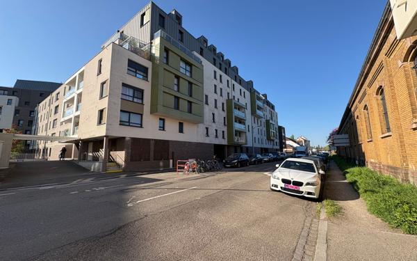 Stationnement à louer    14 m2 Strasbourg