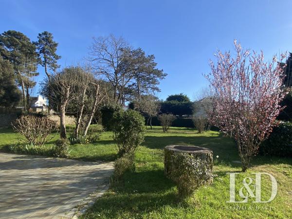 Maison sans vis à vis, exposée sud, grande terrasse
