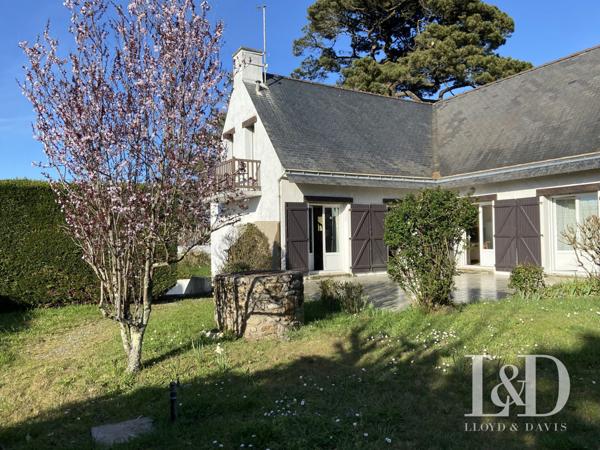 Maison sans vis à vis, exposée sud, grande terrasse