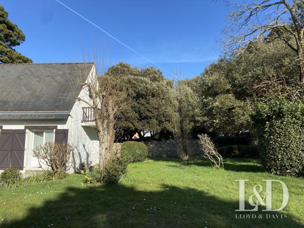 Maison sans vis à vis, exposée sud, grande terrasse