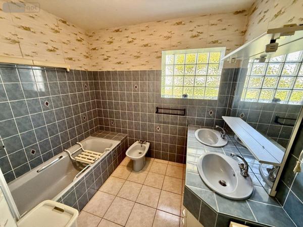 Maison à vendre à Pluneret dans le Morbihan (56400), ref : 56024-826