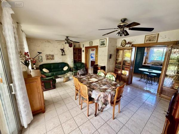 Maison à vendre à Pluneret dans le Morbihan (56400), ref : 56024-826