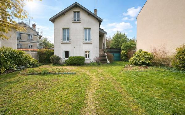 Maison à vendre    4 pièces •  Villemomble