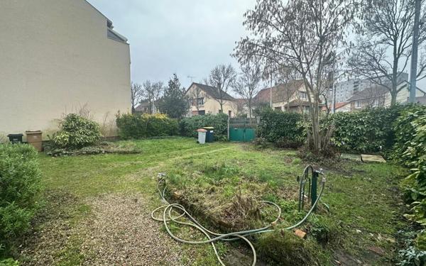 Maison à vendre    4 pièces •  Villemomble