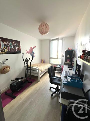 Appartement F4 à vendre  4 pièces - 83,10 m2 ASNIERES SUR SEINE - 92