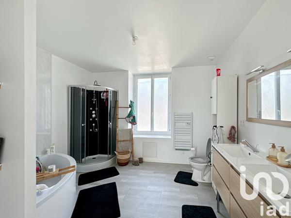 Maison à vendre 4 pièces 131 m² Saint-Perreux