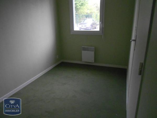 Appartement à louer 2 pièces 54.13m² Châteauroux (36000)