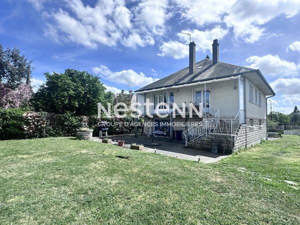 Charmante maison familiale à vendre de 139.29 m² avec 4 chambres et jardin à Aubigné-Racan (72800)