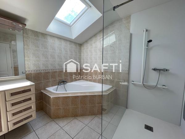 Maison 120 m2 , 3 chambres, 571 m2 terrain