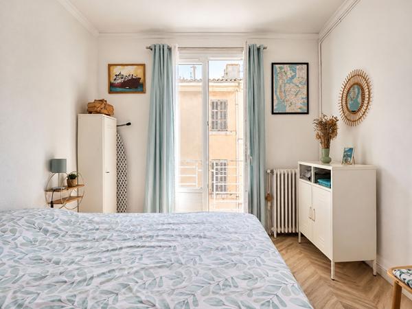 RUE DR JEAN FIOLLE - T2 - EXTERIEUR & LUMINOSITE