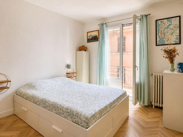 RUE DR JEAN FIOLLE - T2 - EXTERIEUR & LUMINOSITE