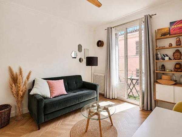 RUE DR JEAN FIOLLE - T2 - EXTERIEUR & LUMINOSITE