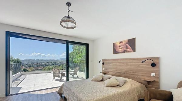 Vente Maison 4 pièces 130 m2 à Saint-Paul-de-Vence