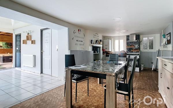 Maison à vendre    5 pièces •  Commentry