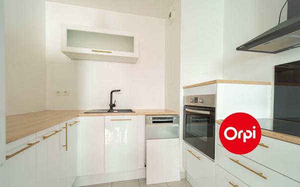 Appartement à vendre    2 pièces • 41,47 m2 Vénissieux