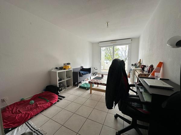 Appartement à vendre à Vannes Ouest T2 avec terrasse et parking extérieur !