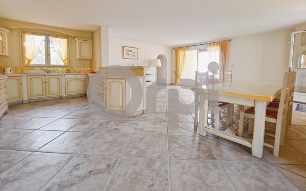 Maison à vendre    4 pièces • 100 m2 Manosque