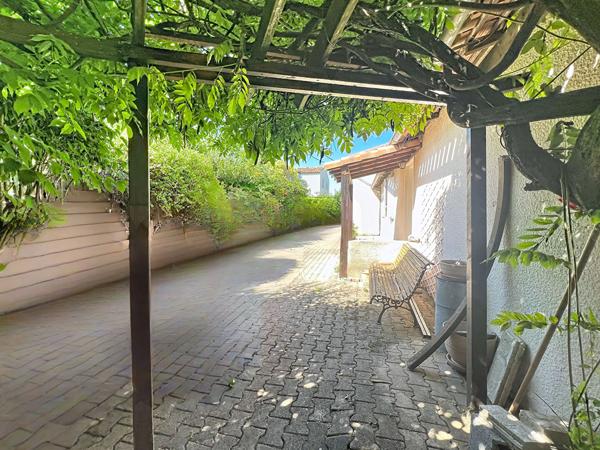 Maison Provençale T5-Garage-Véranda-Jardin clos - Exclusivité ERA IMMO FRED-SUN