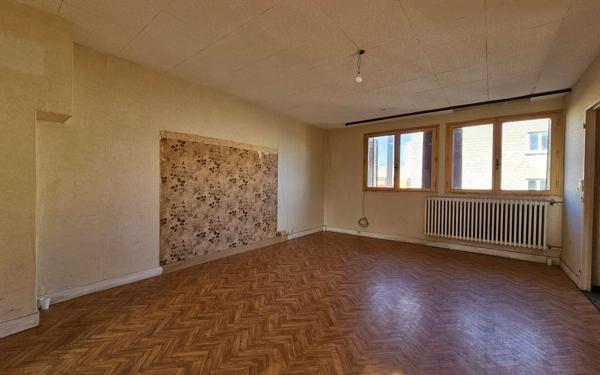 Maison à vendre    5 pièces • 81 m2 Mexy